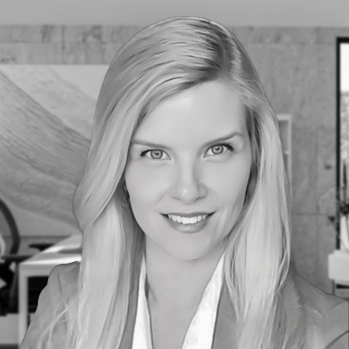 headshot of Jennifer Meeuwsen